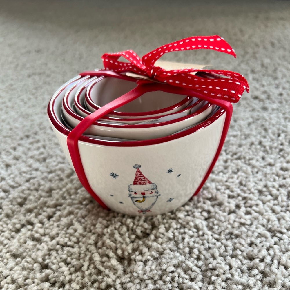 Rae Dunn Santa Measuring Cups